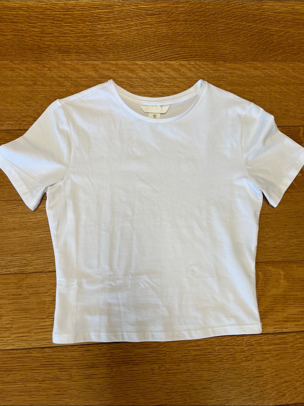 H&M White Crewneck Tee small